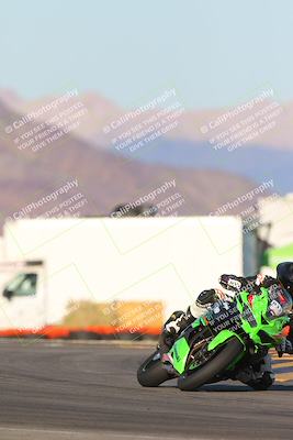 media/Dec-05-2024-Racers Edge (Thu) [[e102e0690b]]/3-B Group/Session 5 (Turn 16)/